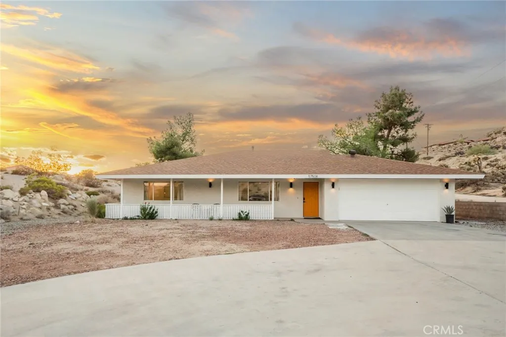 57508 Buena Suerte Road, Yucca Valley, California 92284 home-pic-3
