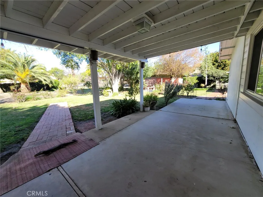 905 S Joy Street, Corona, California 92879 home-pic-26