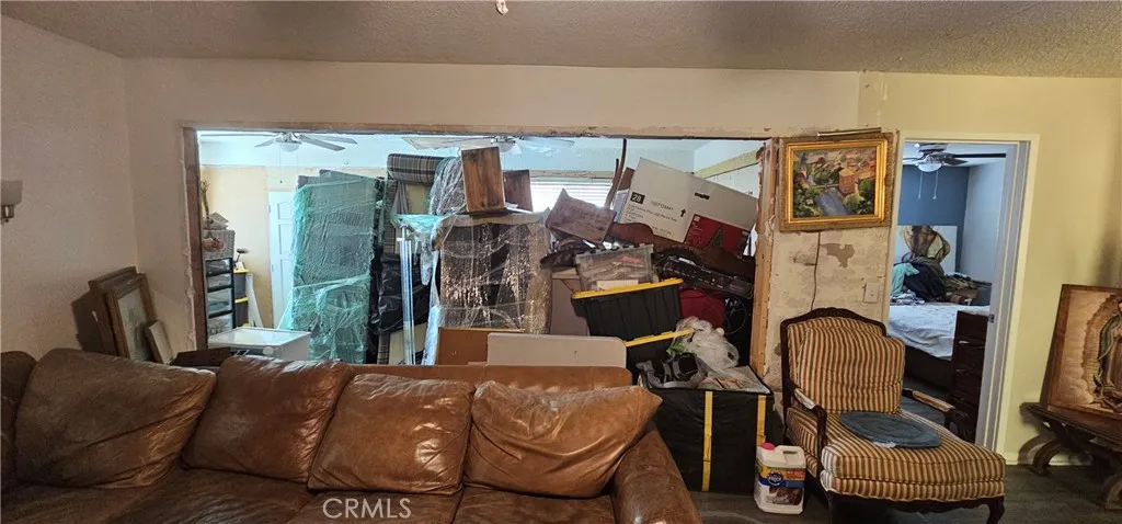 305 W Mayberry Avenue, Hemet, California 92543