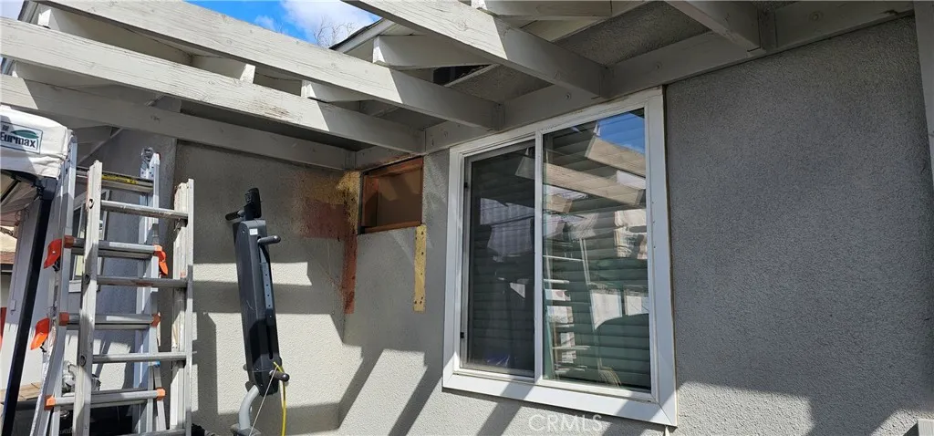 305 W Mayberry Avenue, Hemet, California 92543