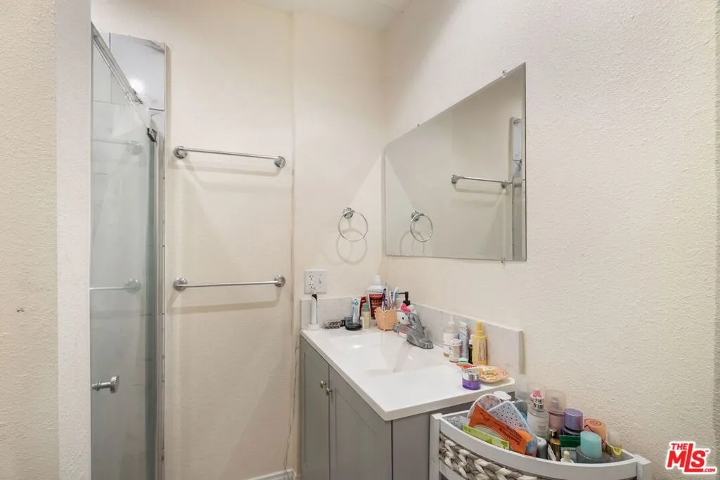 1902 Redding Avenue, Rosemead, California 91770 home-pic-10