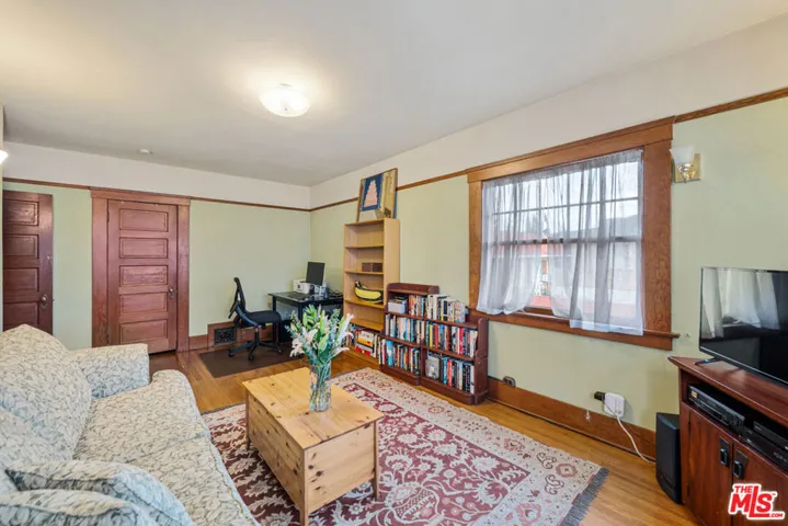1801 S Harvard Boulevard, Los Angeles, California 90006