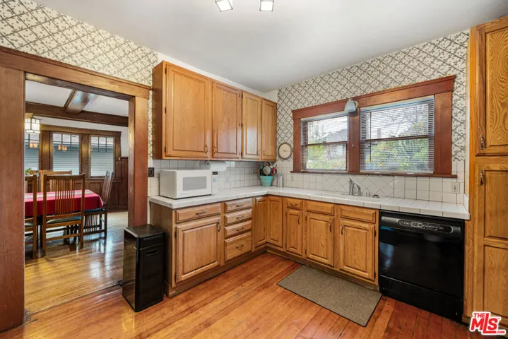 1801 S Harvard Boulevard, Los Angeles, California 90006