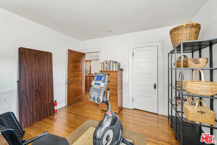 1801 S Harvard Boulevard, Los Angeles, California 90006