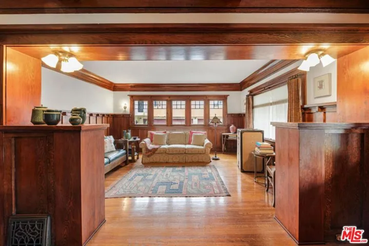 1801 S Harvard Boulevard, Los Angeles, California 90006