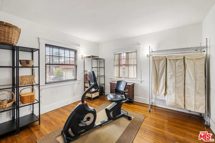 1801 S Harvard Boulevard, Los Angeles, California 90006