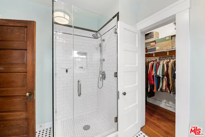 1801 S Harvard Boulevard, Los Angeles, California 90006