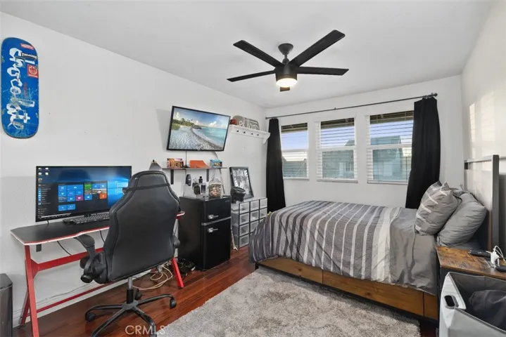 Guest/kids room.