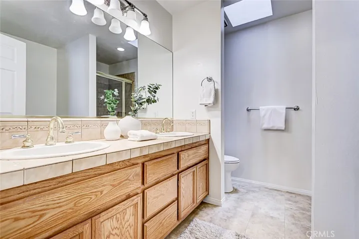 1913 Carnegie Lane 4, Redondo Beach, California 90278
