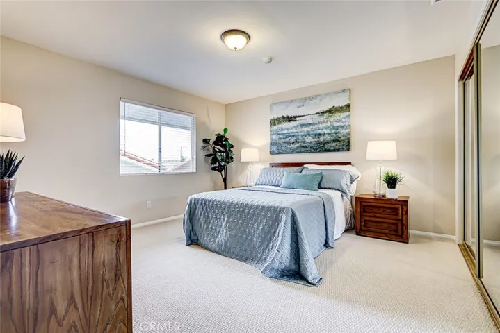 1913 Carnegie Lane 4, Redondo Beach, California 90278