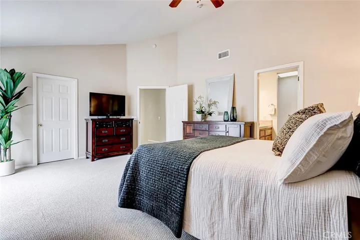1913 Carnegie Lane 4, Redondo Beach, California 90278