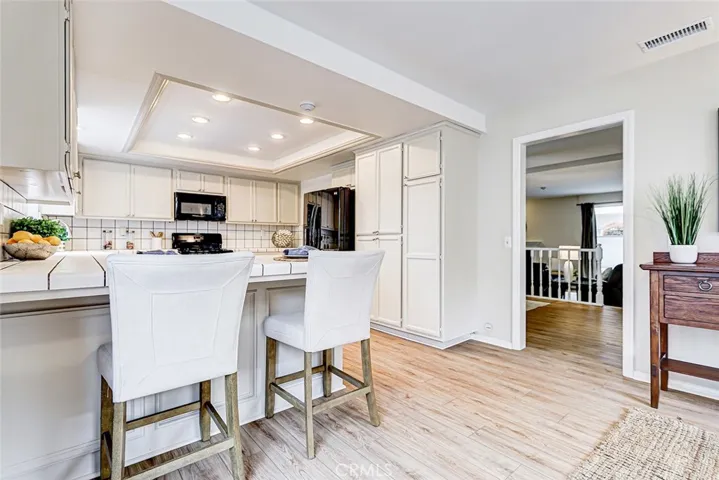1913 Carnegie Lane 4, Redondo Beach, California 90278