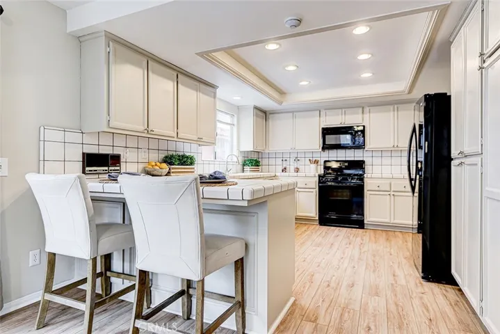 1913 Carnegie Lane 4, Redondo Beach, California 90278