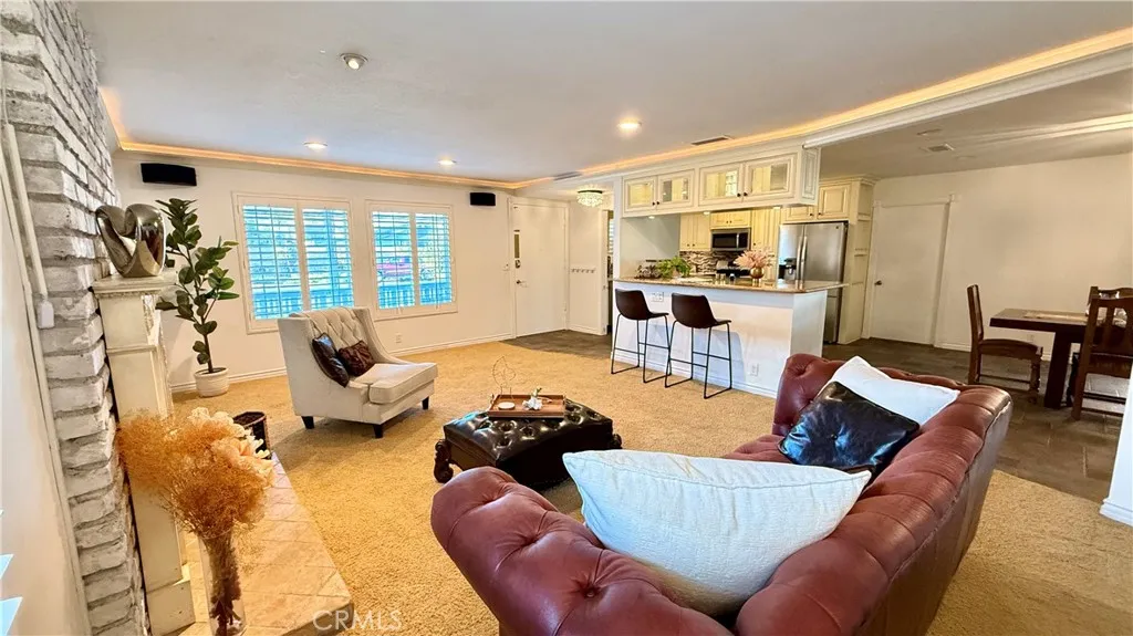 8572 El Libro Circle, Fountain Valley, California 92708 home-pic-6