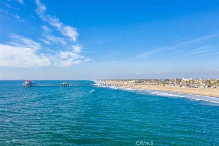 200 Pacific Coast Highway 322, Huntington Beach, California 92648