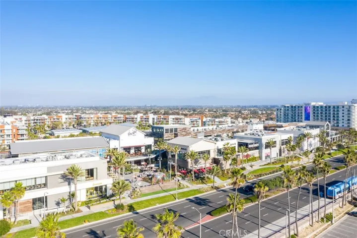 200 Pacific Coast Highway 322, Huntington Beach, California 92648