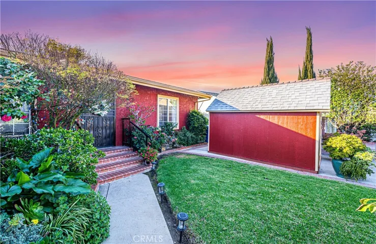 5015 N Banna Avenue, Covina, California 91724