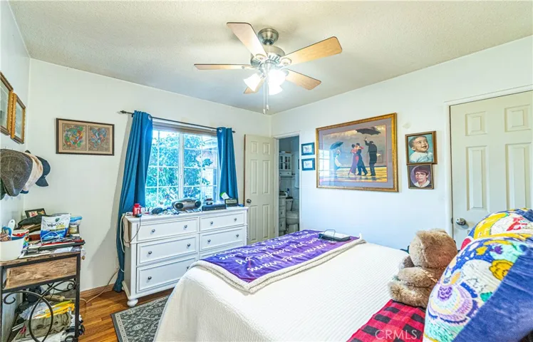 5015 N Banna Avenue, Covina, California 91724