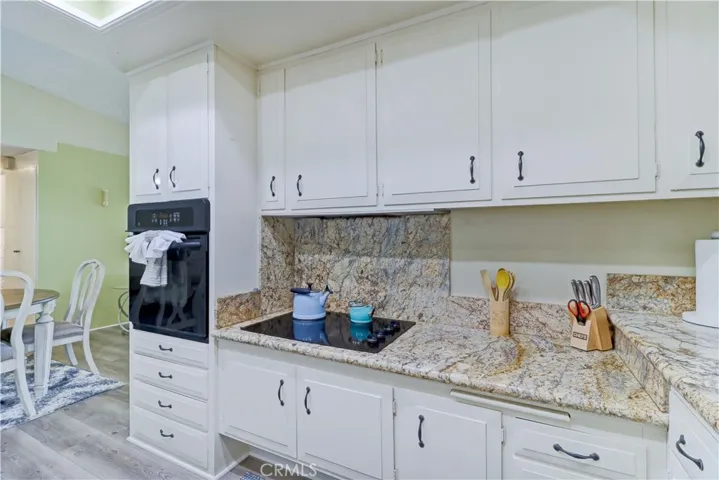 86 Calle Aragon O, Laguna Woods, California 92637