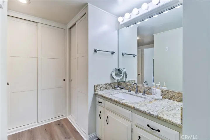86 Calle Aragon O, Laguna Woods, California 92637