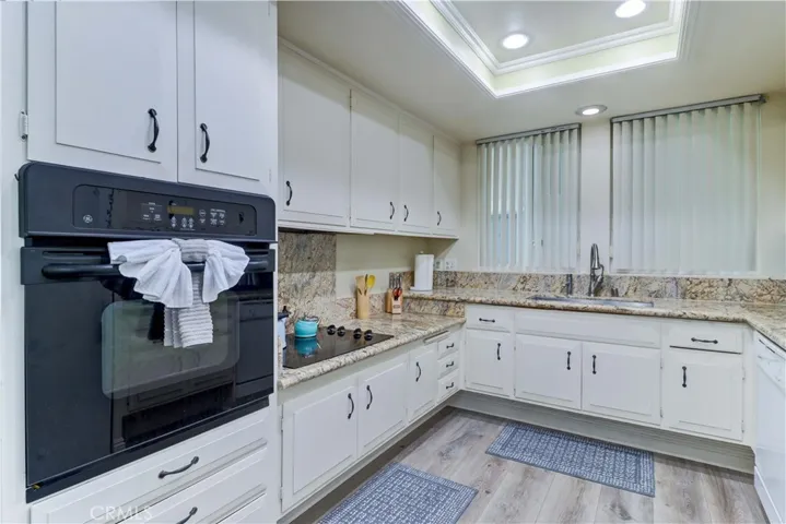 86 Calle Aragon O, Laguna Woods, California 92637
