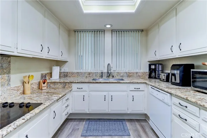 86 Calle Aragon O, Laguna Woods, California 92637