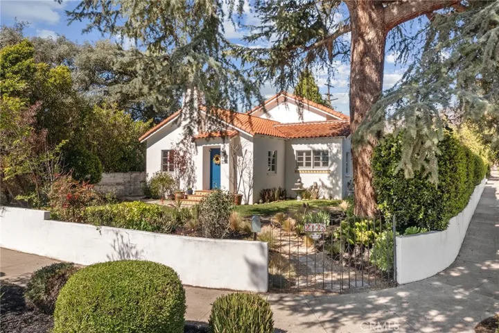 2135 Monte Vista Street, Pasadena, California 91107