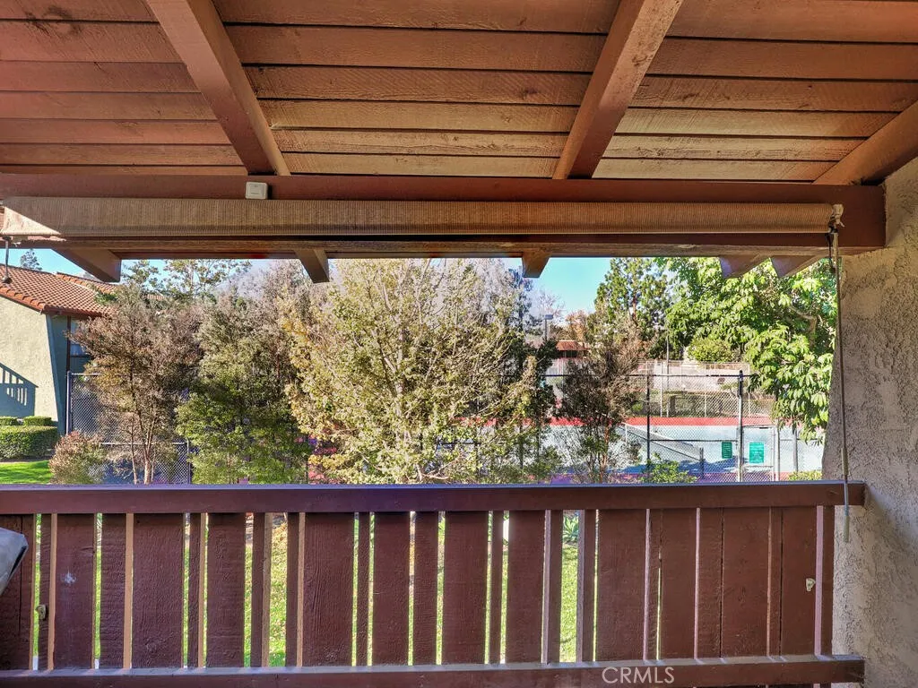 1010 Macarthur Boulevard 16, Santa Ana, California 92707 home-pic-14