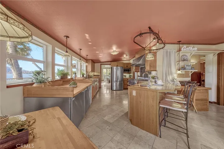10195 E Highway 20, Clearlake Oaks, California 95423