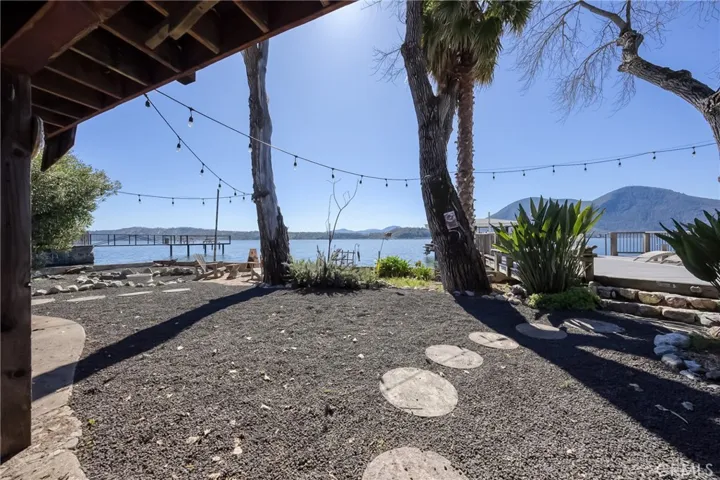 10195 E Highway 20, Clearlake Oaks, California 95423