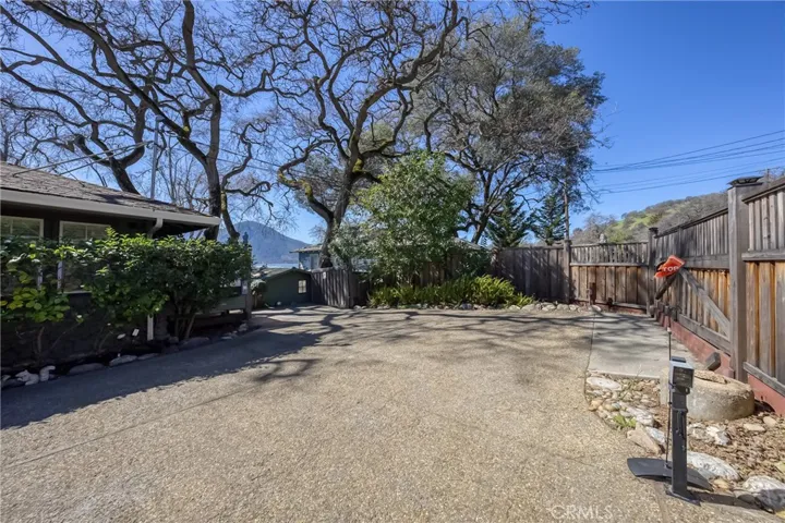 10195 E Highway 20, Clearlake Oaks, California 95423