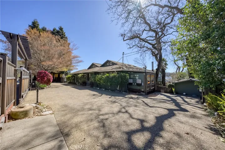 10195 E Highway 20, Clearlake Oaks, California 95423