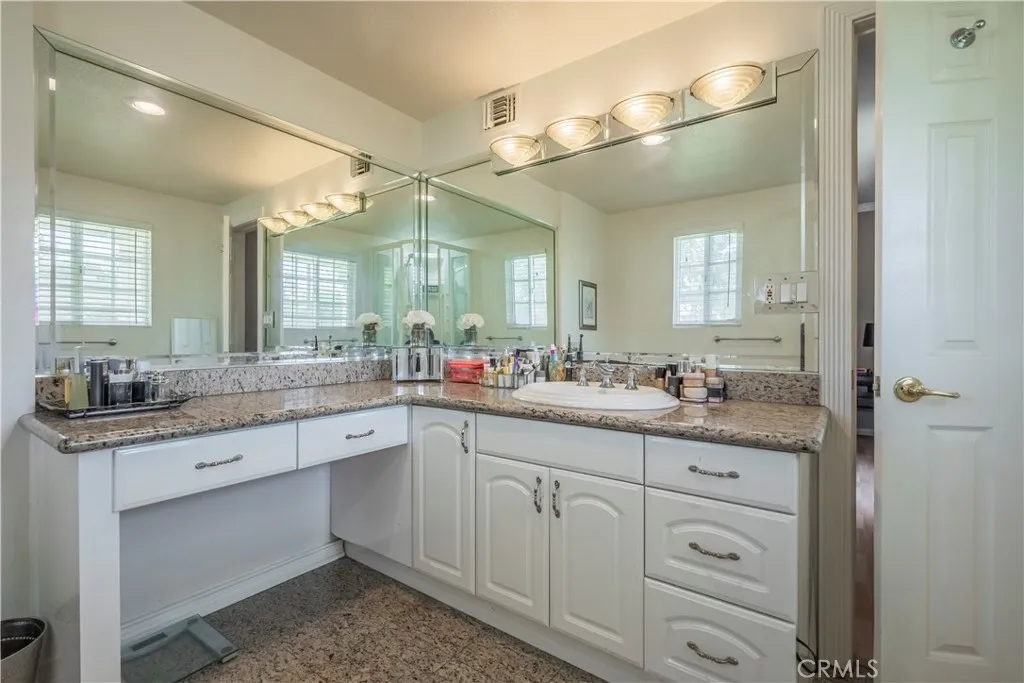 3208 E Charlinda Street, West Covina, California 91791 home-pic-30