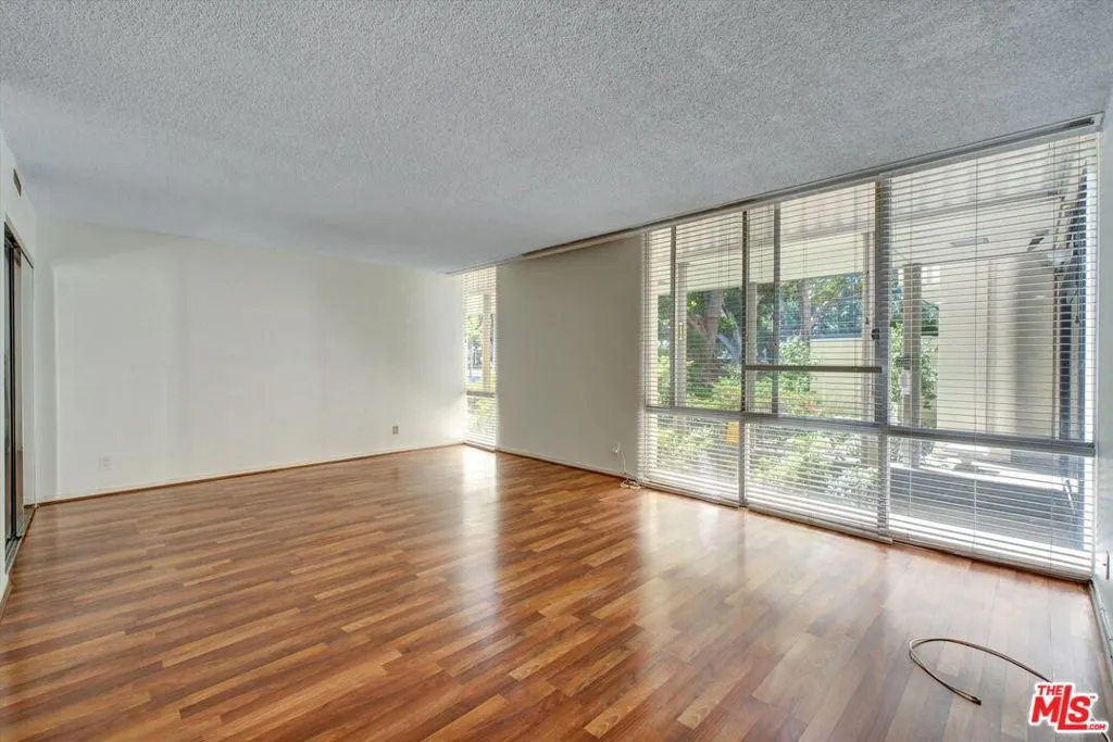 2160 Century Park East 103, Los Angeles, California 90067 home-pic-1