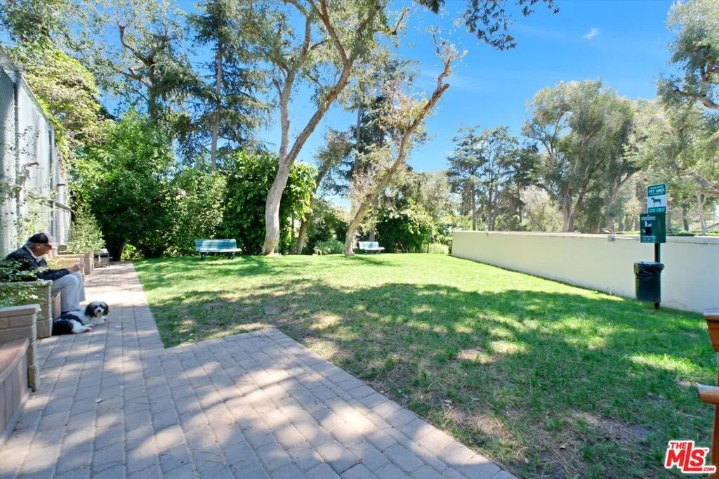 2160 Century Park East 103, Los Angeles, California 90067 home-pic-18
