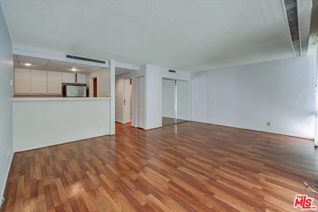 2160 Century Park East 103, Los Angeles, California 90067 home-pic-4