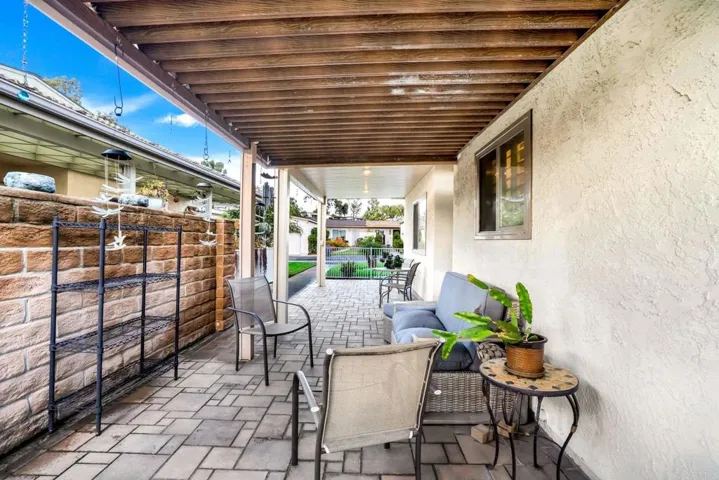 3707 Hickory Way, Oceanside, California 92057