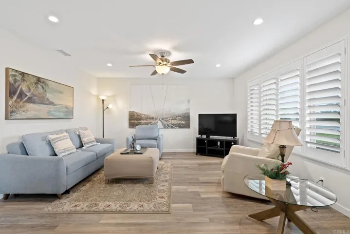 3707 Hickory Way, Oceanside, California 92057