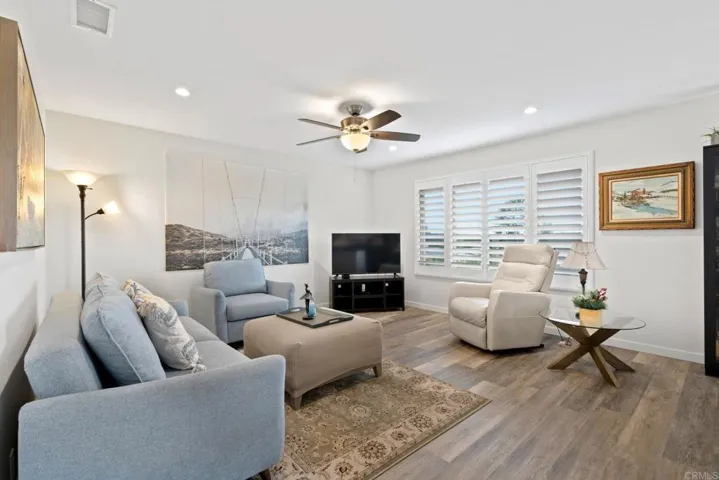 3707 Hickory Way, Oceanside, California 92057