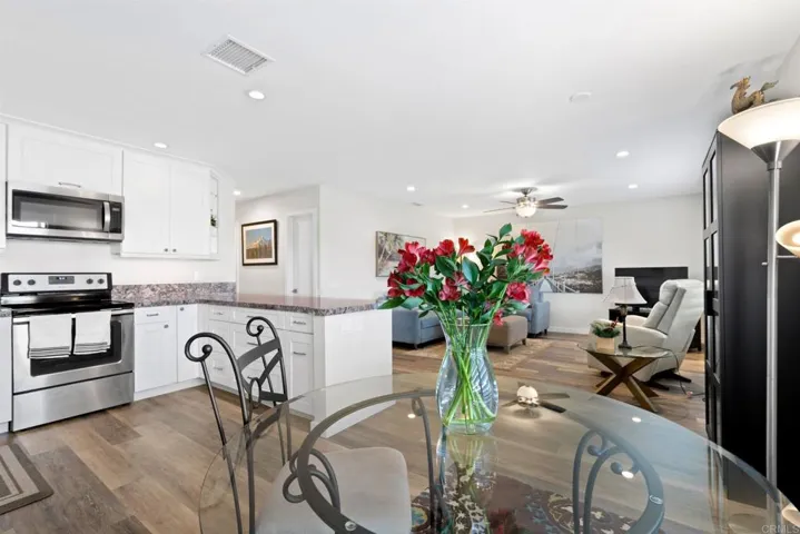 3707 Hickory Way, Oceanside, California 92057