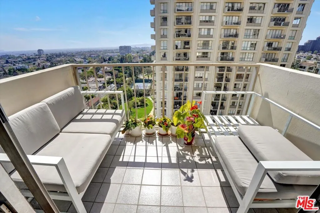 2160 Century Park East 1406, Los Angeles, California 90067 home-pic-48