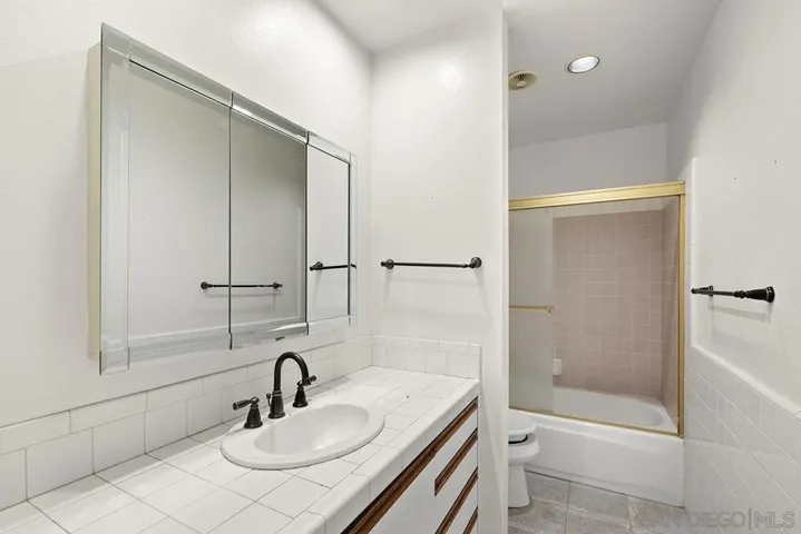 6641 Belle Haven Drive, San Diego, California 92120