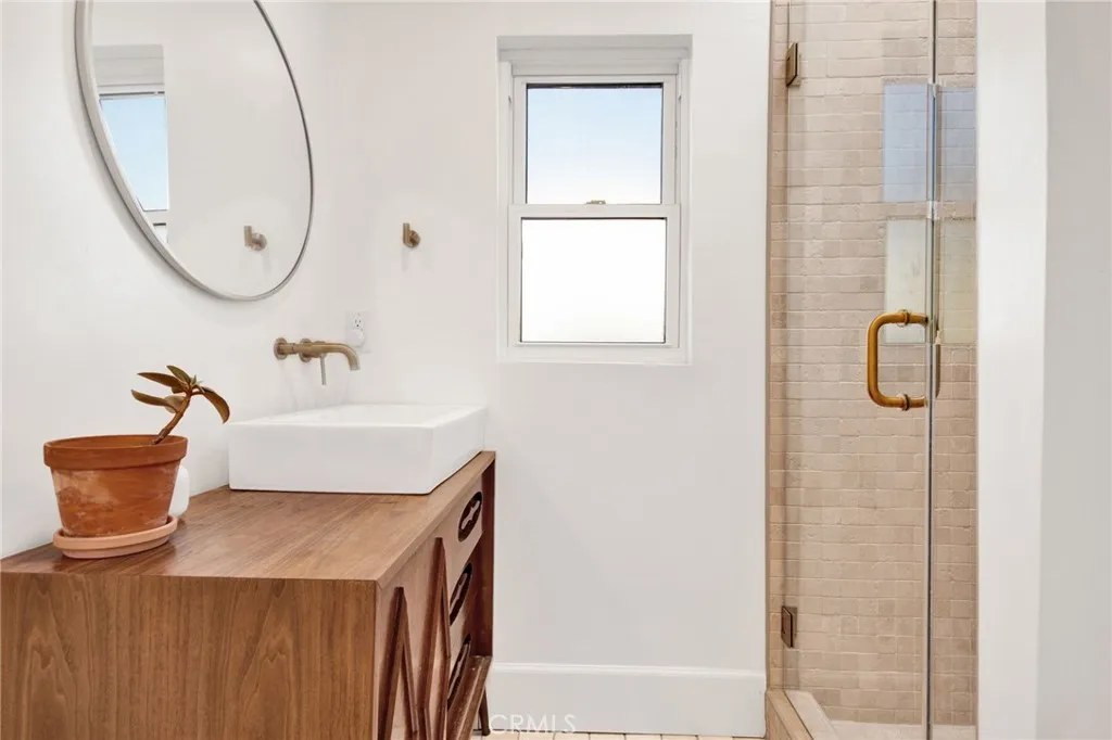 812 S Curson Avenue, Los Angeles, California 90036 home-pic-26