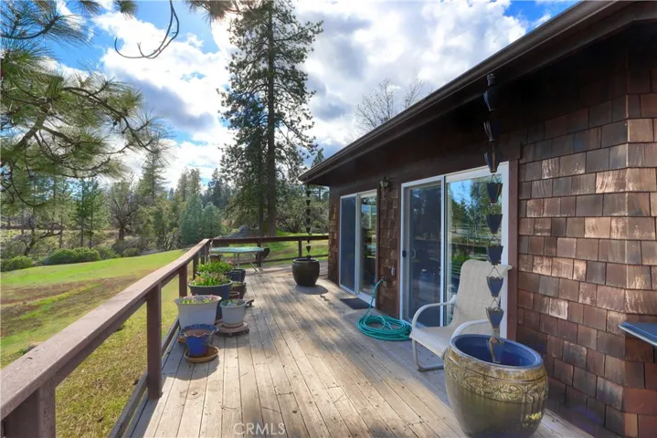 3025 Poppy Lake Road, Mariposa, California 95338
