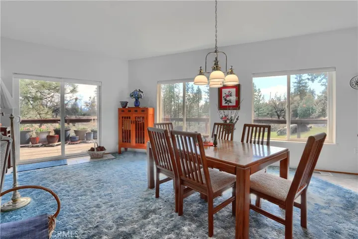 3025 Poppy Lake Road, Mariposa, California 95338