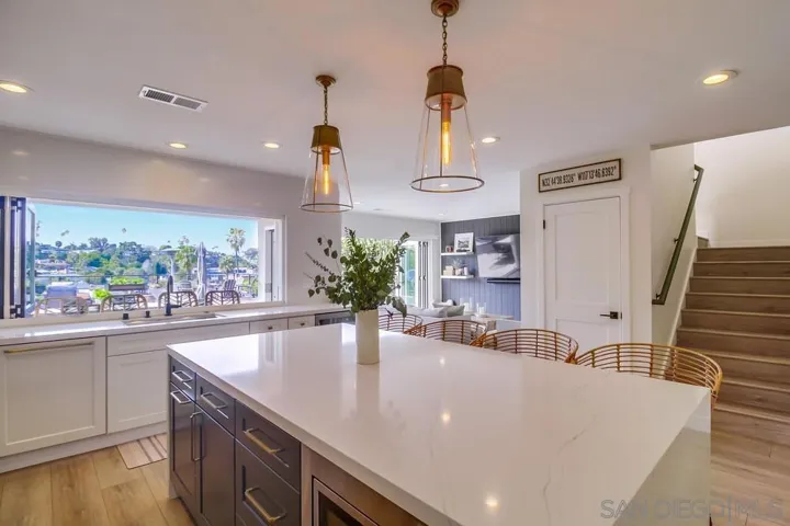 3326 Wisteria Dr, San Diego, California 92106