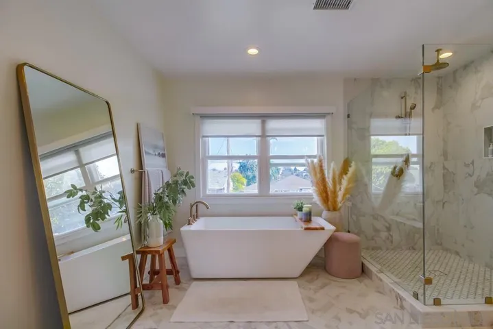 3326 Wisteria Dr, San Diego, California 92106