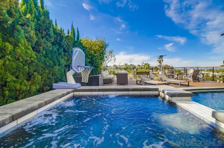 3326 Wisteria Dr, San Diego, California 92106