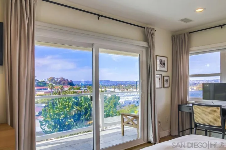 3326 Wisteria Dr, San Diego, California 92106