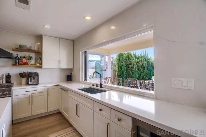 3326 Wisteria Dr, San Diego, California 92106